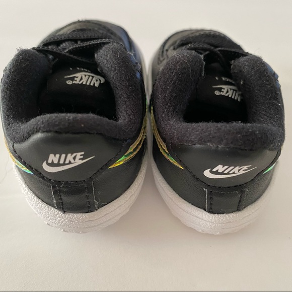 Nike Black with Color Changing Hologram Swoosh Size 2 - Picture 4 of 5